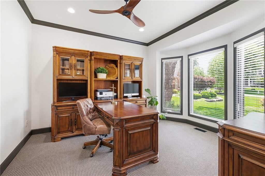 2400 SW Wintercreek Court — photo 12