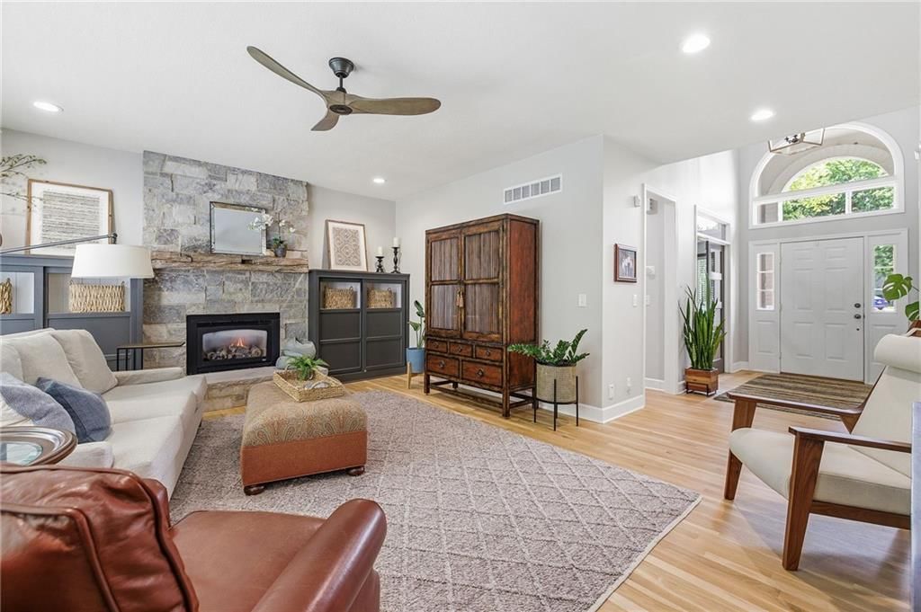 2400 SW Wintercreek Court — photo 17
