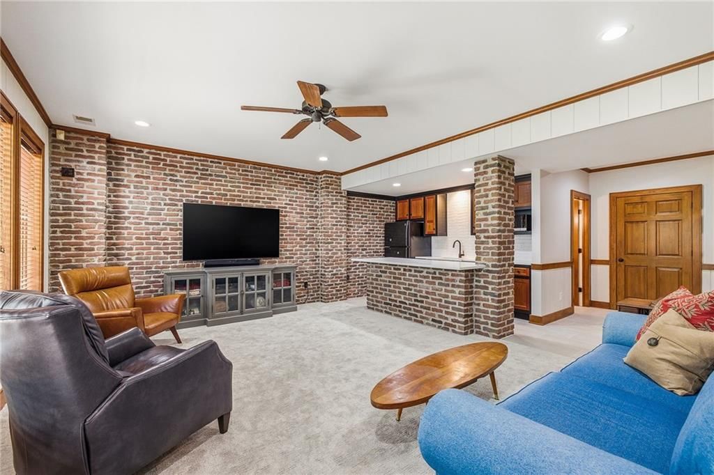 2400 SW Wintercreek Court — photo 50