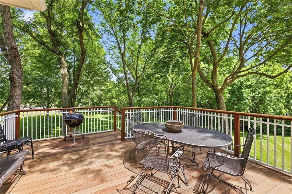 2400 SW Wintercreek Court — photo 61