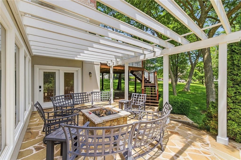 2400 SW Wintercreek Court — photo 66