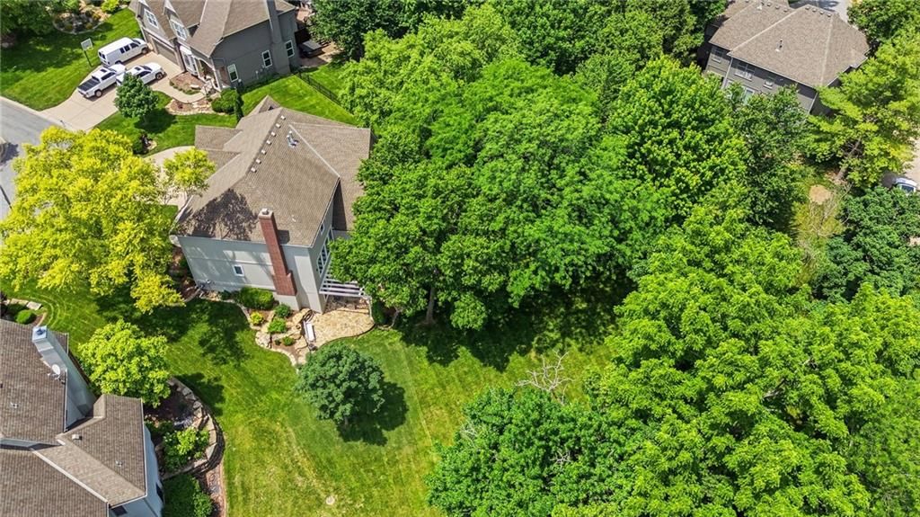 2400 SW Wintercreek Court — photo 81