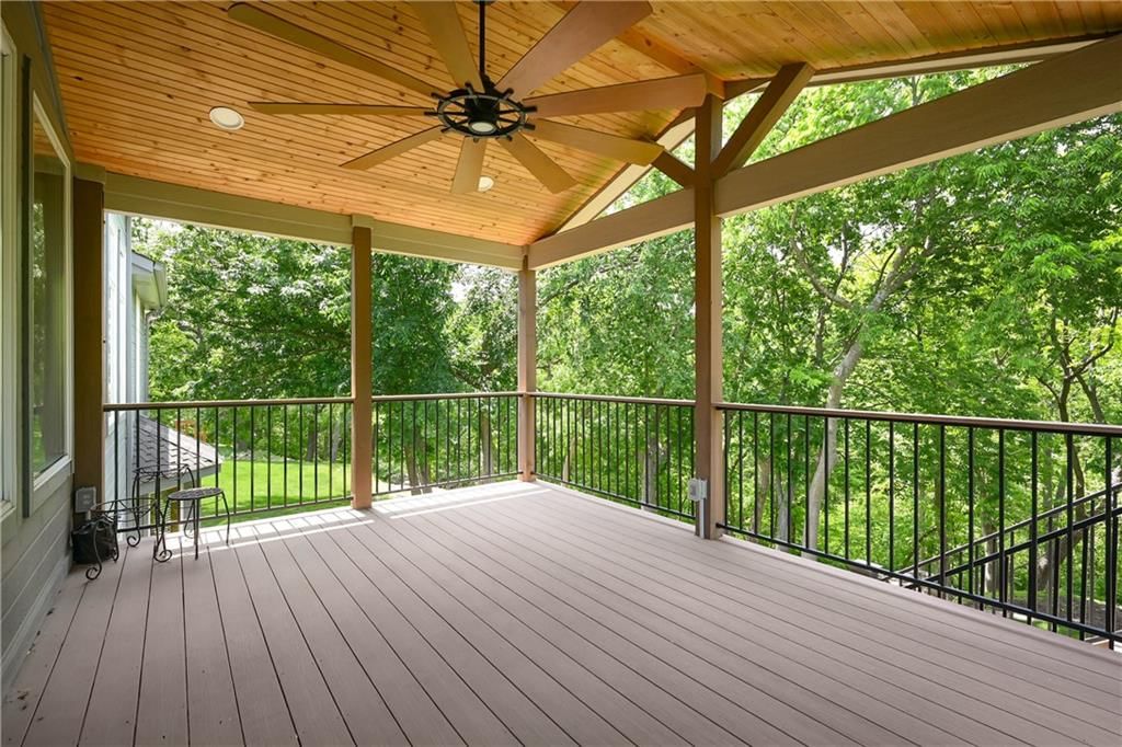 980 NW High Point Drive — photo 3