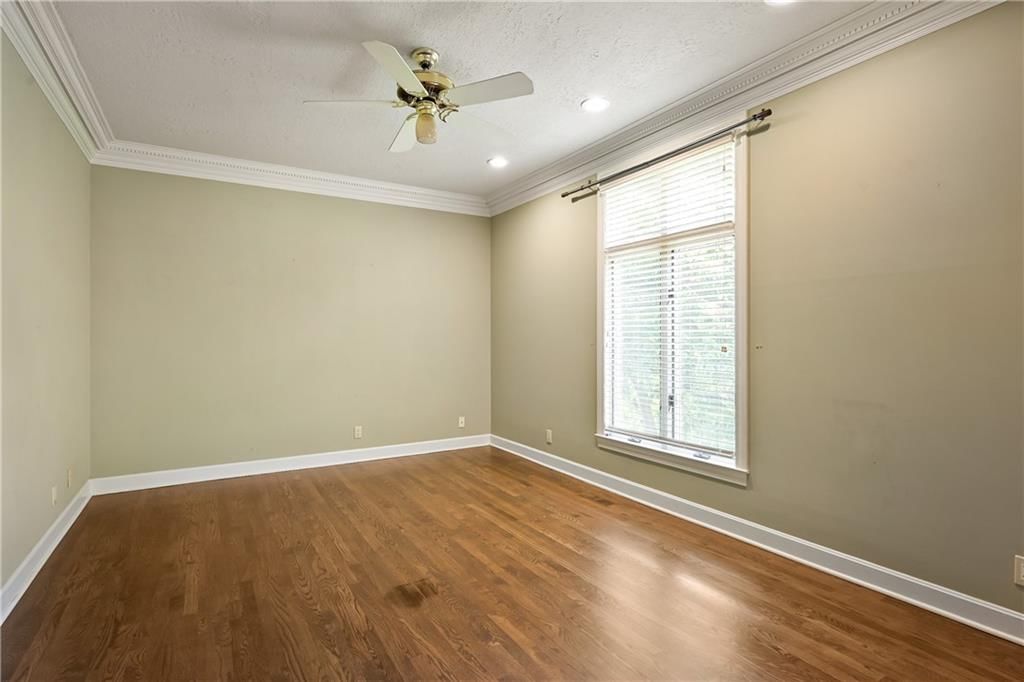 980 NW High Point Drive — photo 9