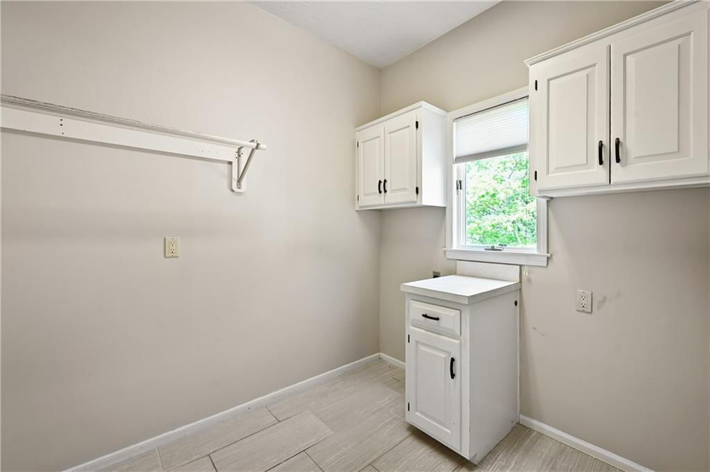 980 NW High Point Drive — photo 17