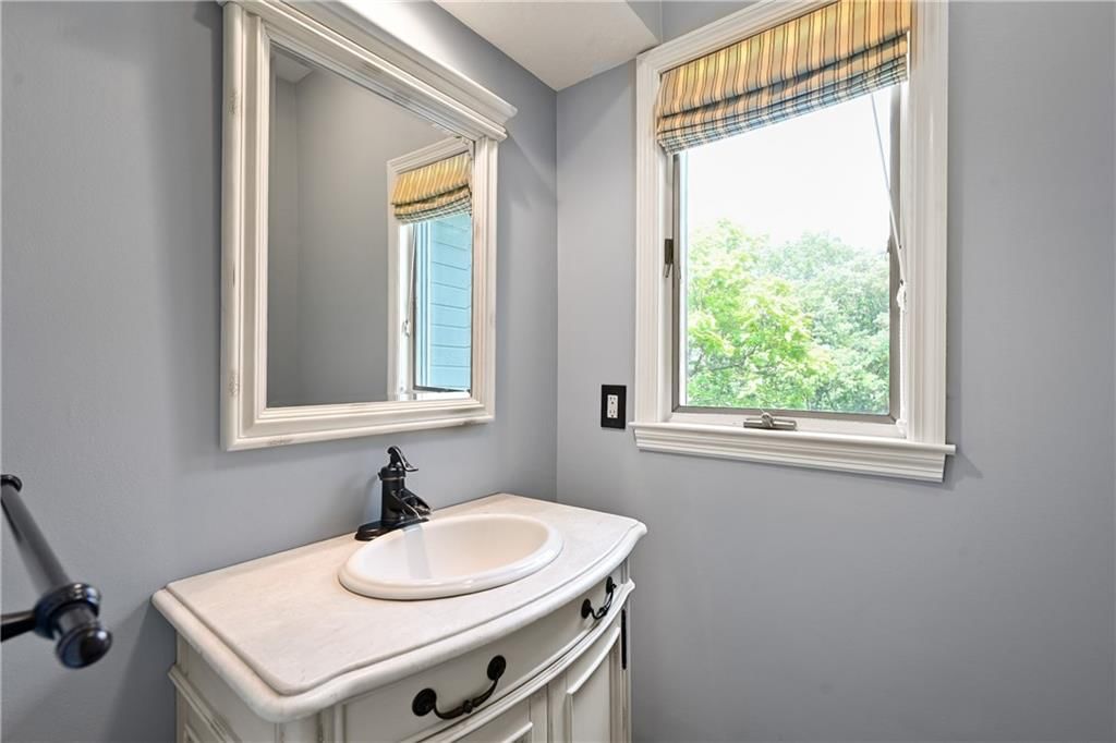 980 NW High Point Drive — photo 18