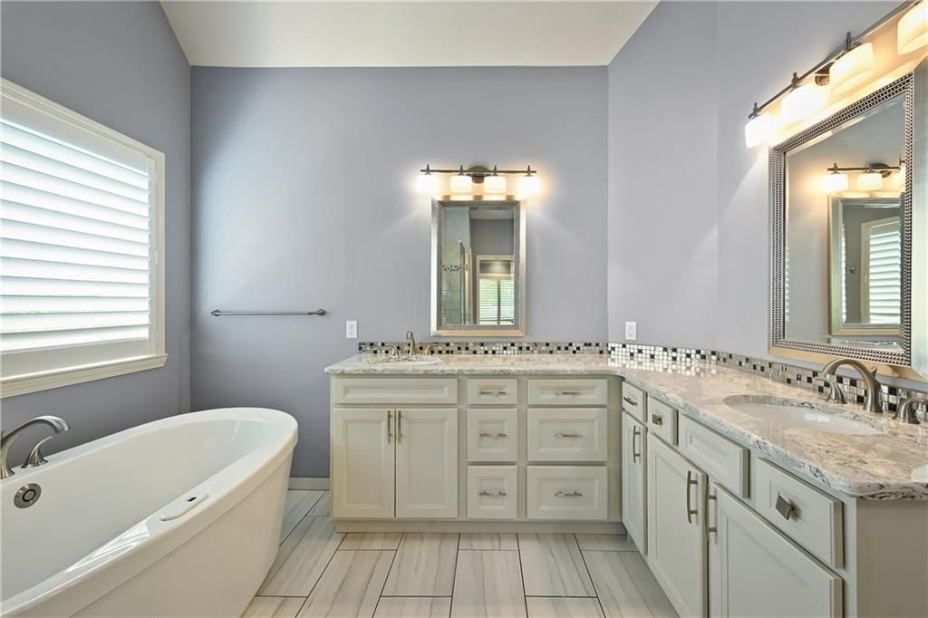 980 NW High Point Drive — photo 23
