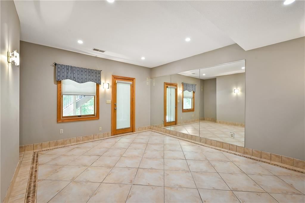 980 NW High Point Drive — photo 35