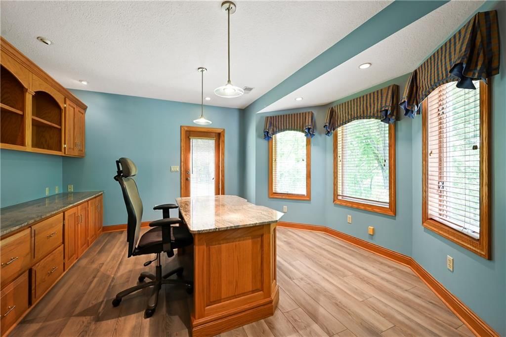 980 NW High Point Drive — photo 38