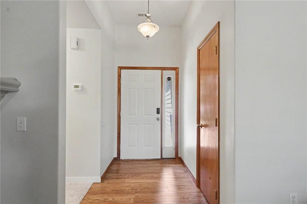 928 Bluestem Drive — photo 5