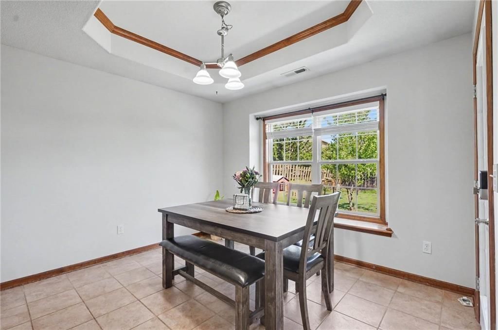 928 Bluestem Drive — photo 16