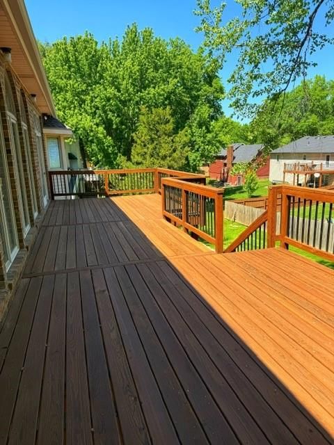517 Raintree Drive — photo 3