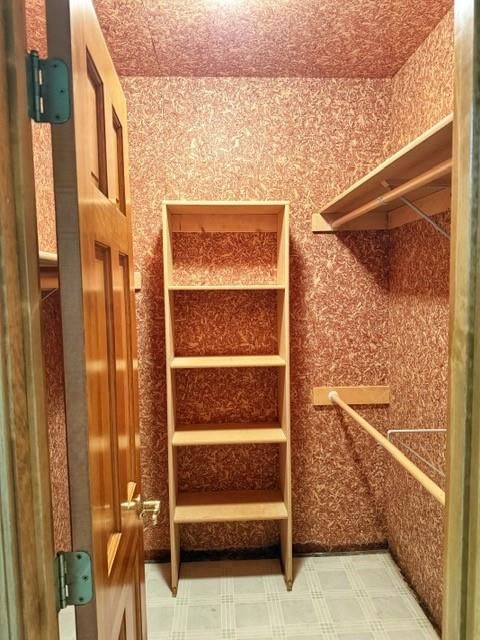 517 Raintree Drive — photo 32