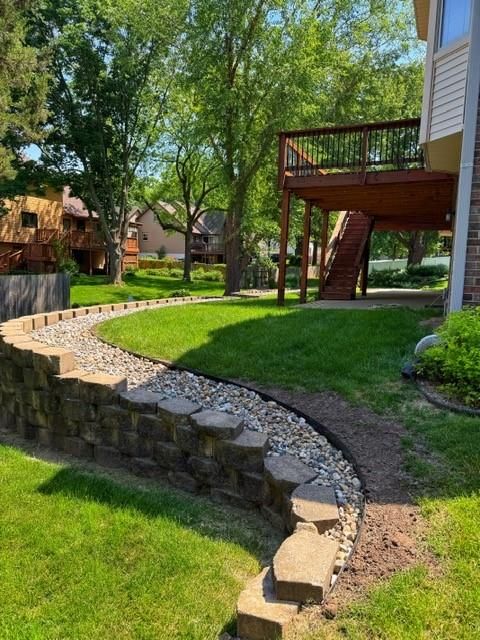 517 Raintree Drive — photo 40