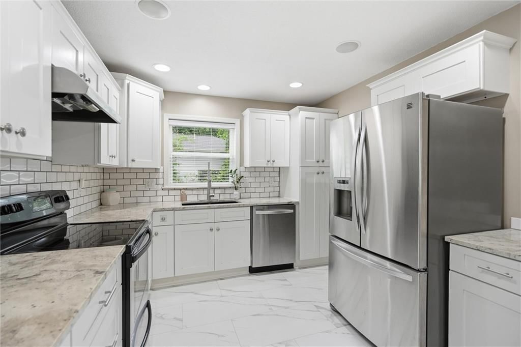7816 Booth Drive — photo 12