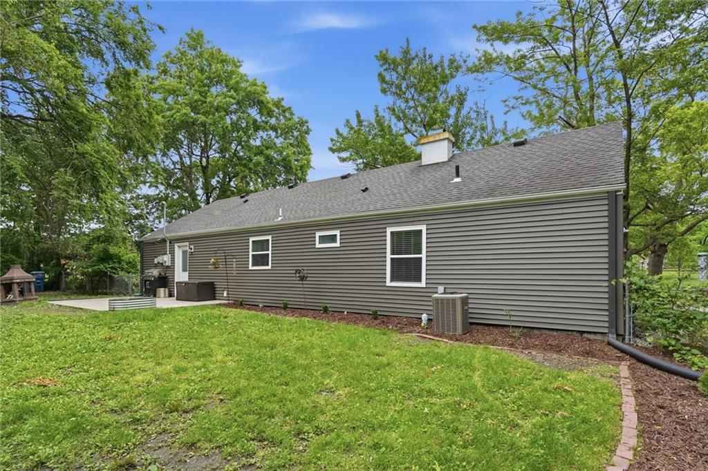 7816 Booth Drive — photo 35