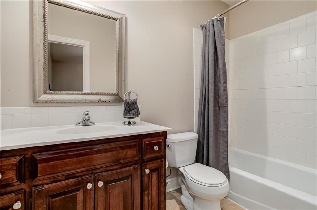 5002 W 143rd Terrace — photo 32