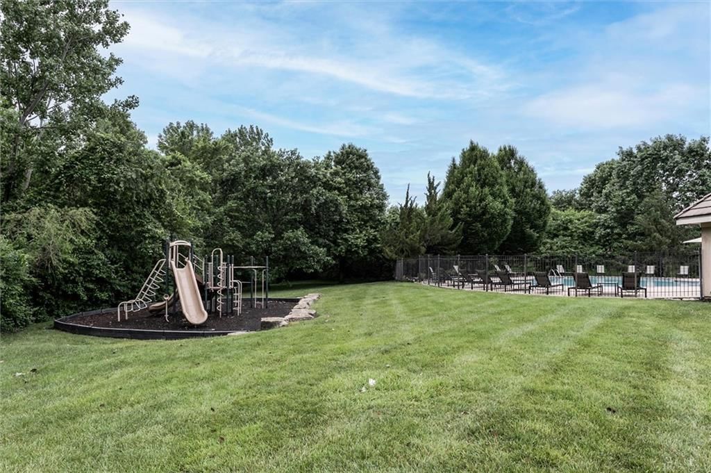 5002 W 143rd Terrace — photo 36