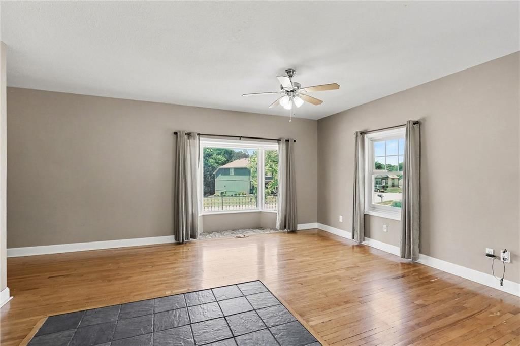 14921 Pine View Drive — photo 10