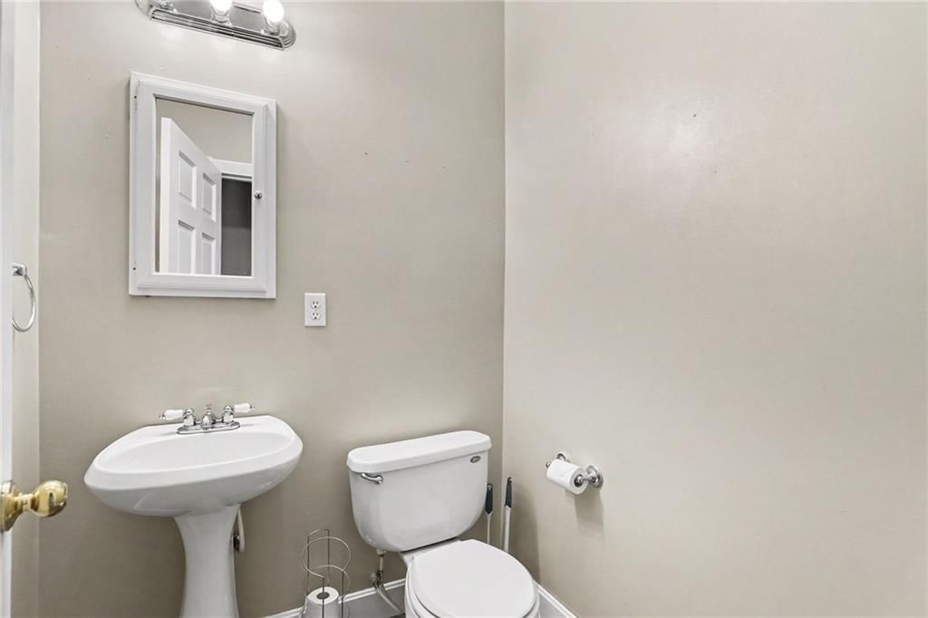 14921 Pine View Drive — photo 16