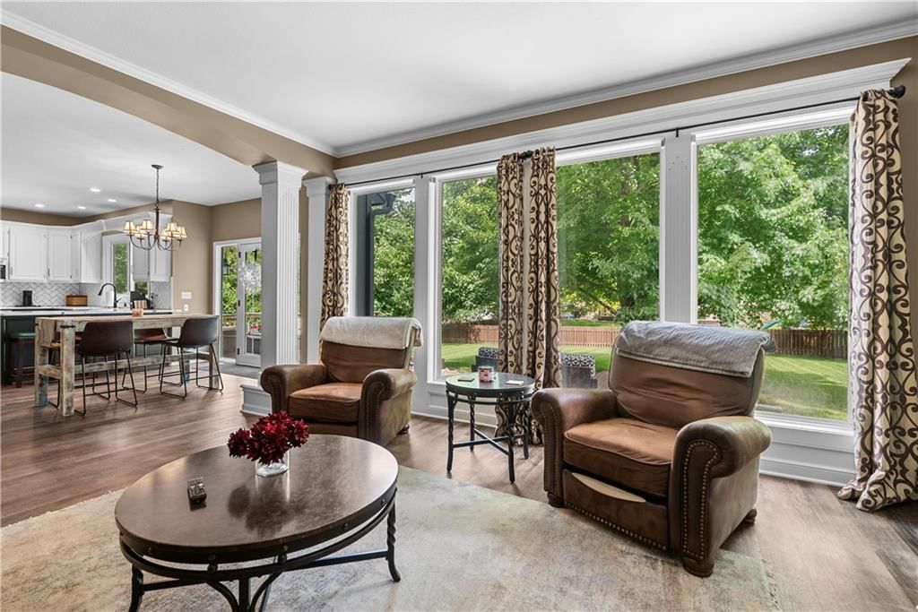 5717 NE Coral Drive — photo 3