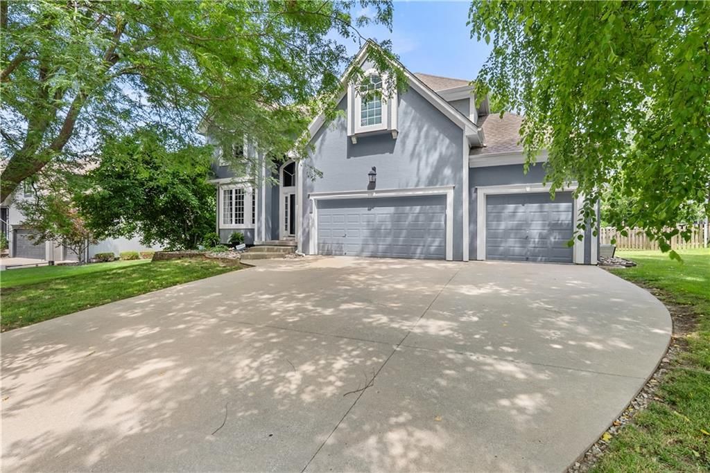 5717 NE Coral Drive — photo 5