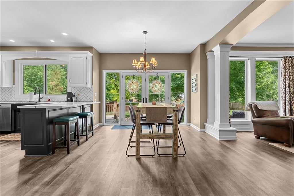 5717 NE Coral Drive — photo 11