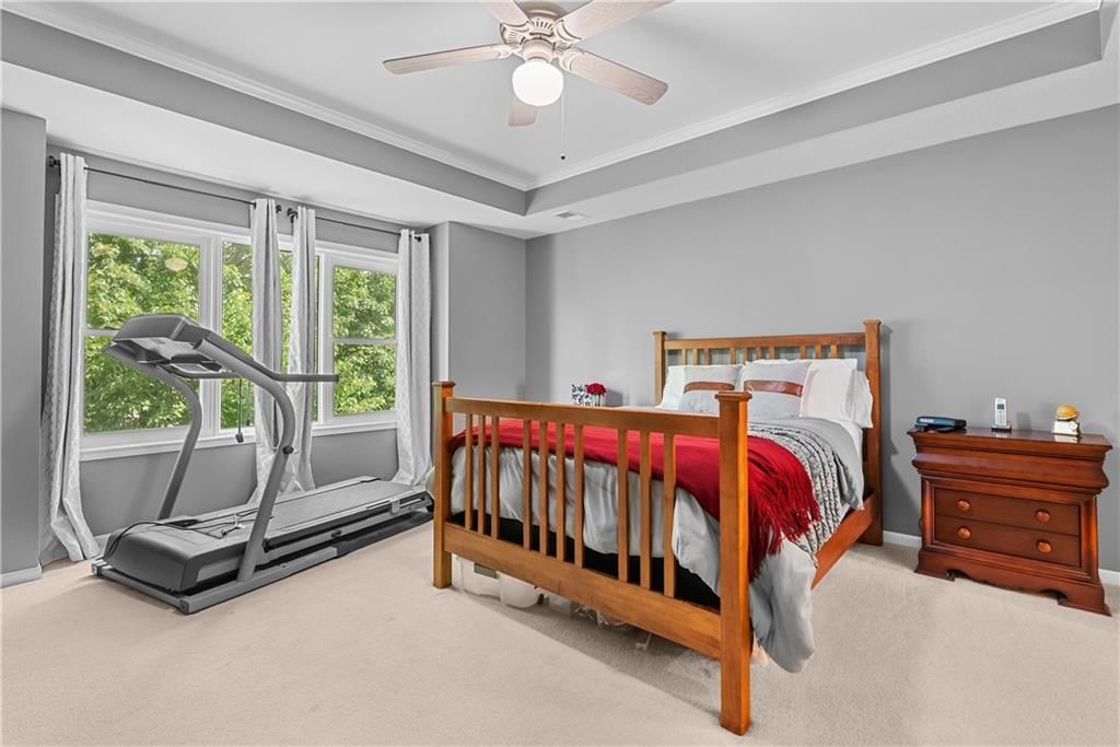 5717 NE Coral Drive — photo 16