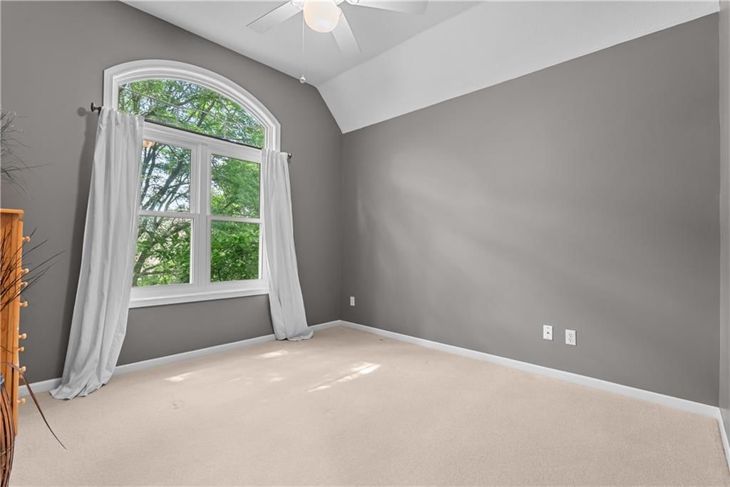 5717 NE Coral Drive — photo 20
