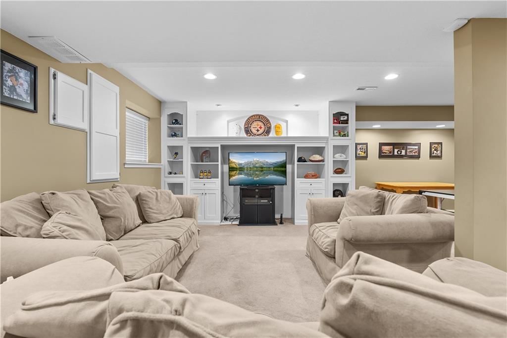 5717 NE Coral Drive — photo 27