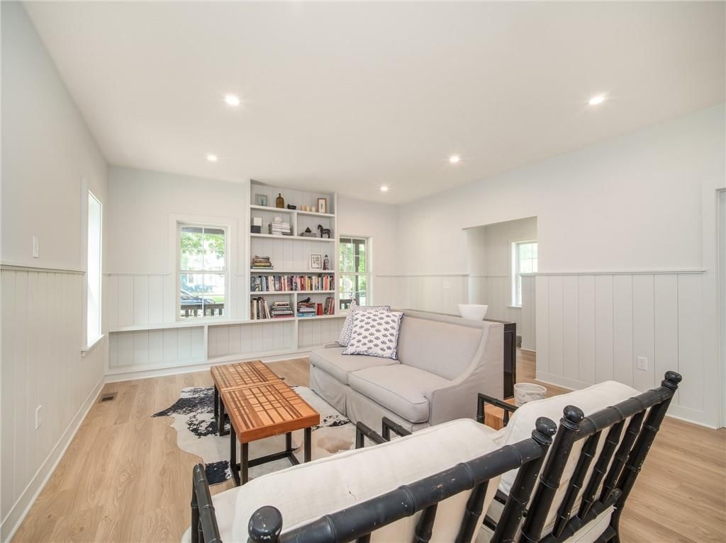 1022 Connecticut Street — photo 10