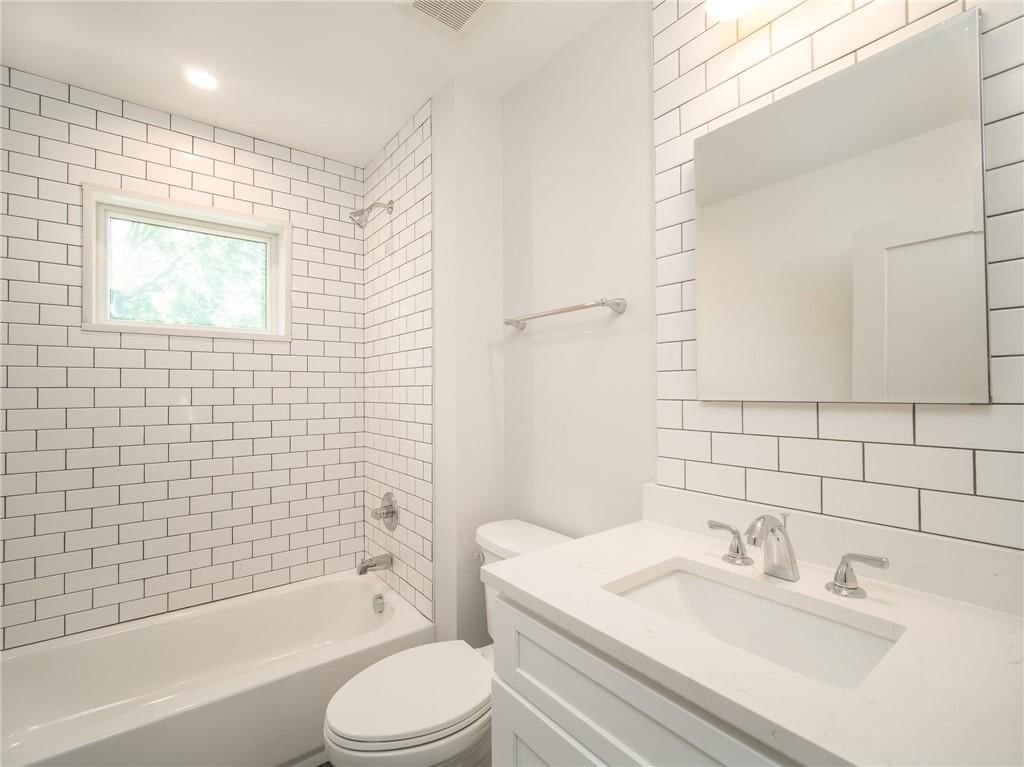 1022 Connecticut Street — photo 25