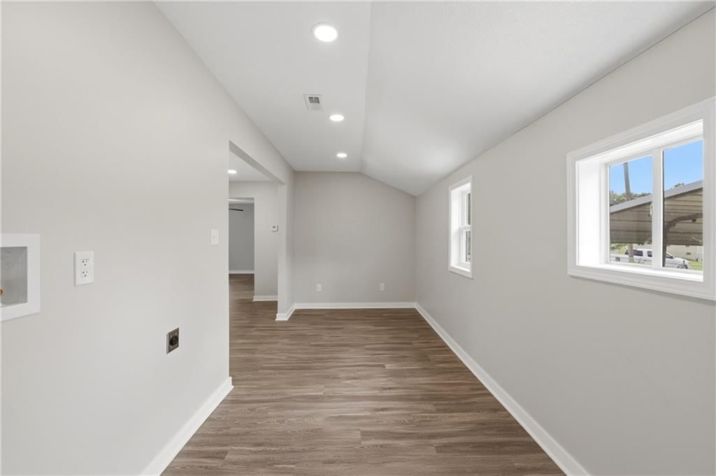 706 S Butler Drive — photo 11
