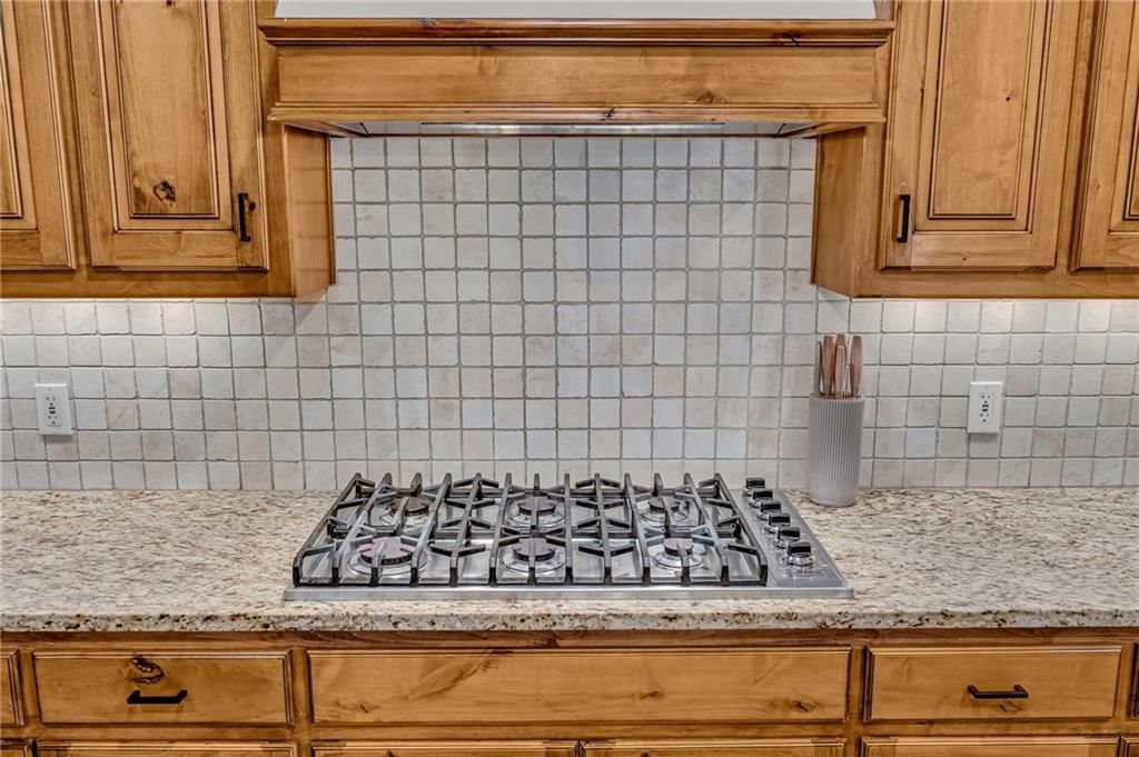 1606 Burning Tree Drive — photo 32