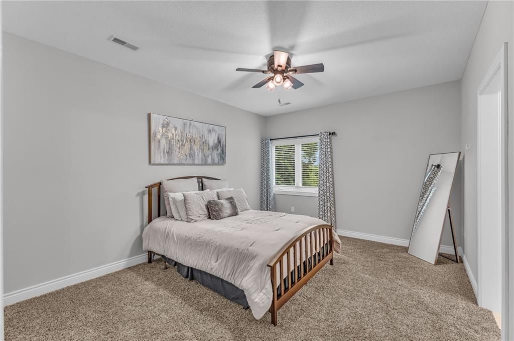 1606 Burning Tree Drive — photo 56