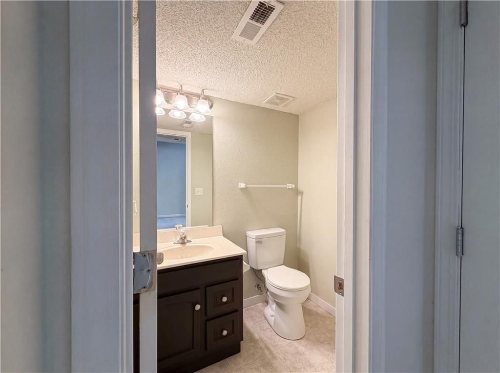 10559 E 46th Terrace — photo 12