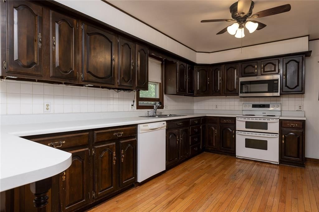 8030 N Main Street — photo 10