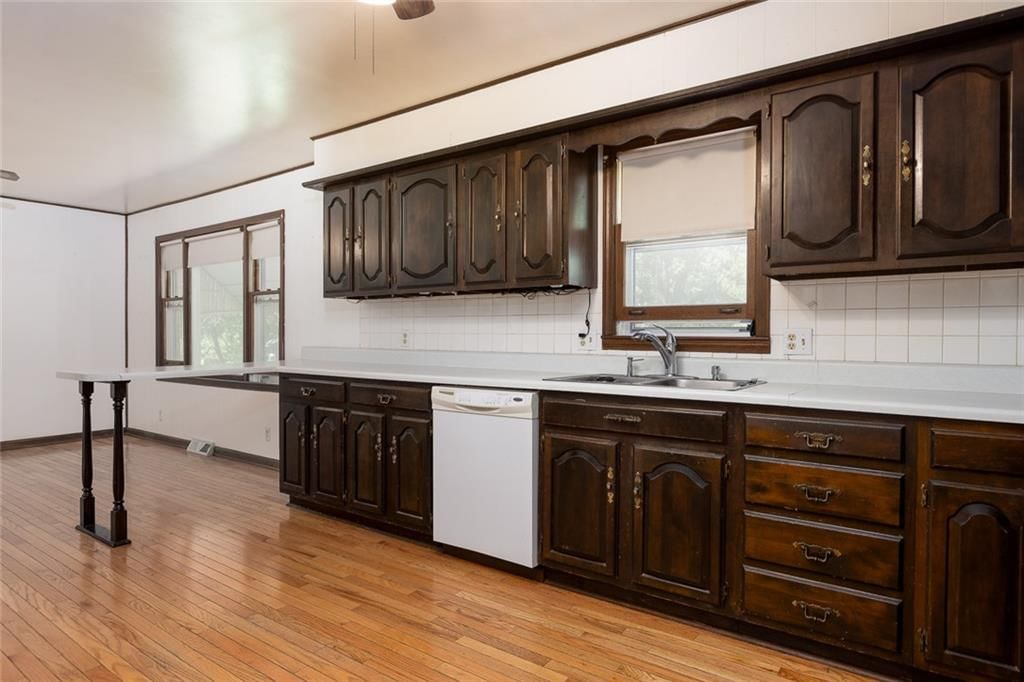 8030 N Main Street — photo 11