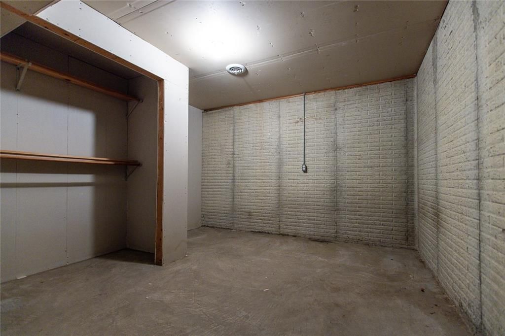 8030 N Main Street — photo 31
