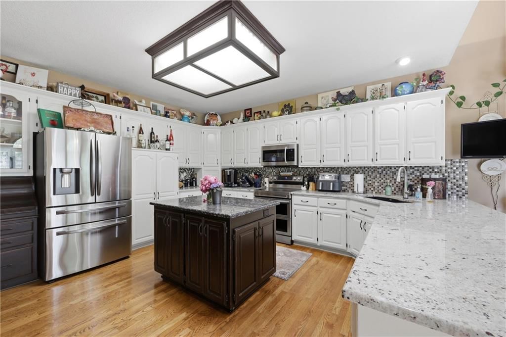 4215 SE Paddock Drive — photo 9