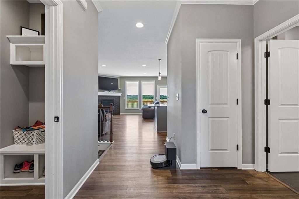 2309 S Eagle Court — photo 4
