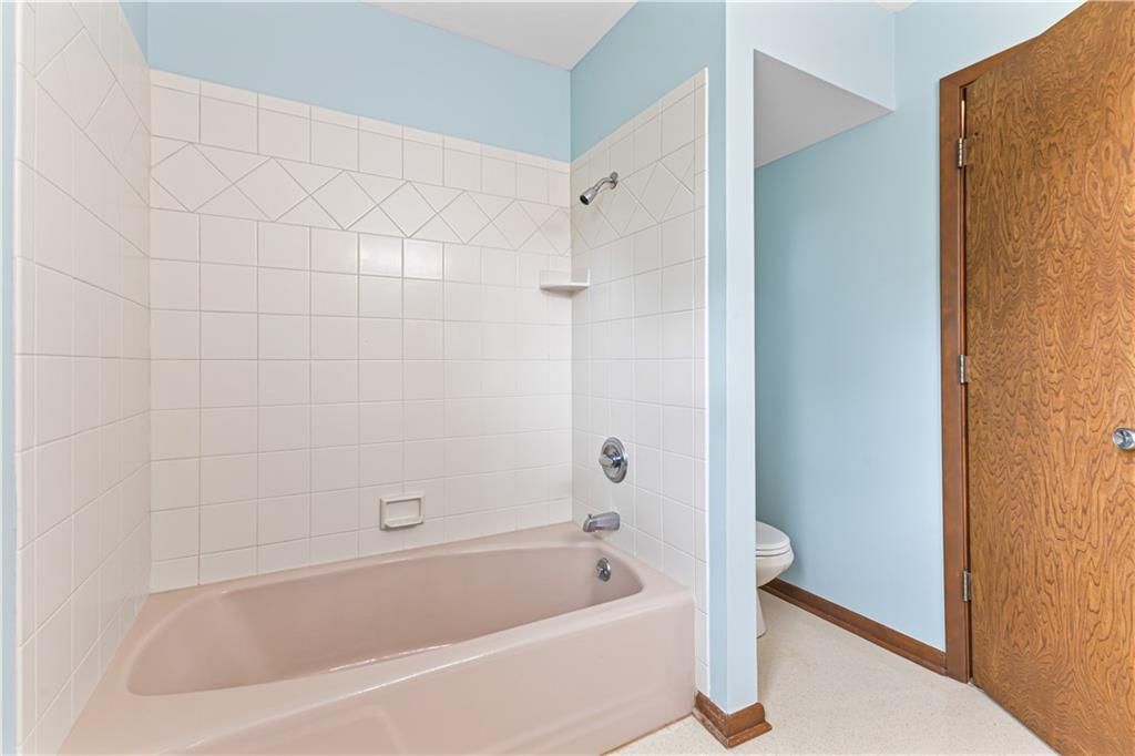 1902 Park Ridge Drive — photo 30