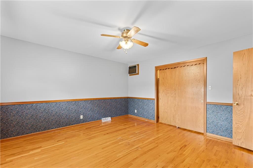 1902 Park Ridge Drive — photo 32