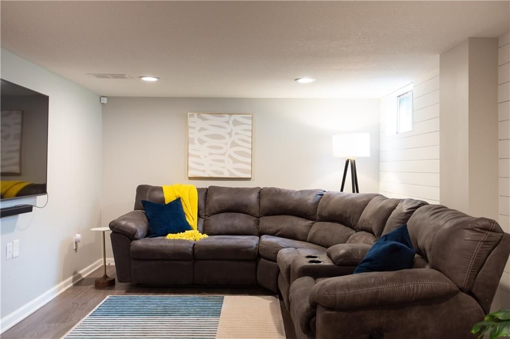 5416 W 50th Street — photo 32