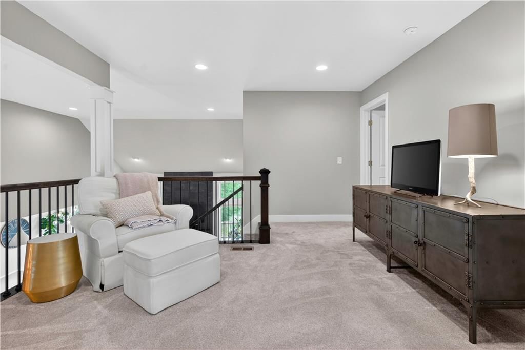 2805 NE 92nd Street — photo 25