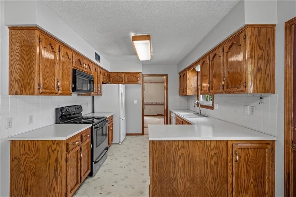 725 Laurel Avenue — photo 12