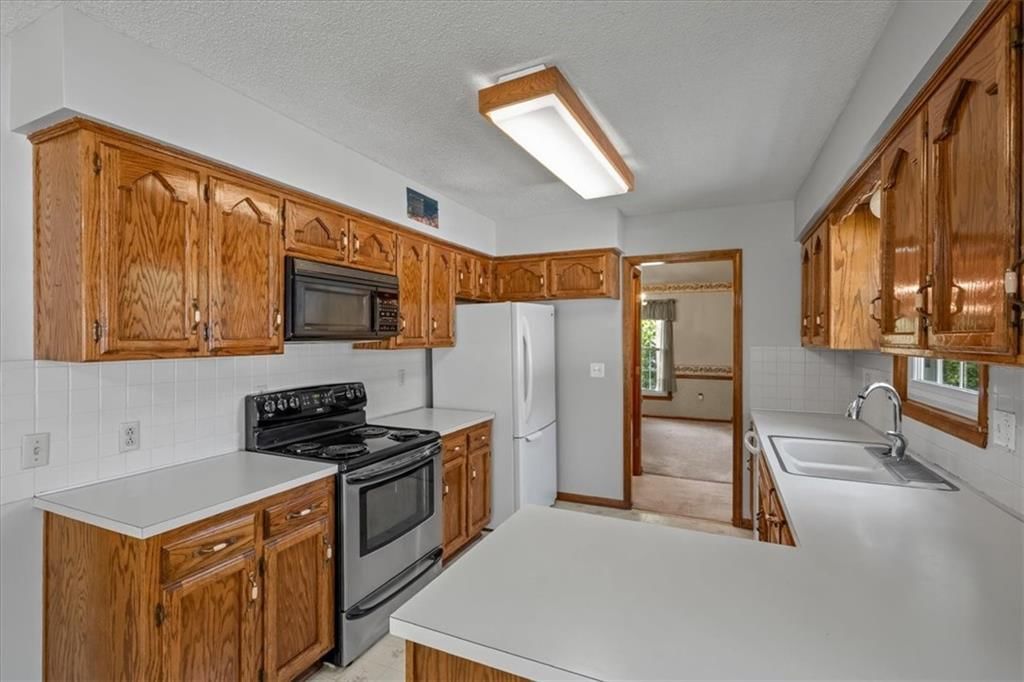 725 Laurel Avenue — photo 13