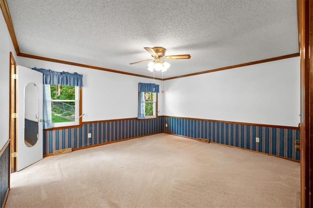 725 Laurel Avenue — photo 19