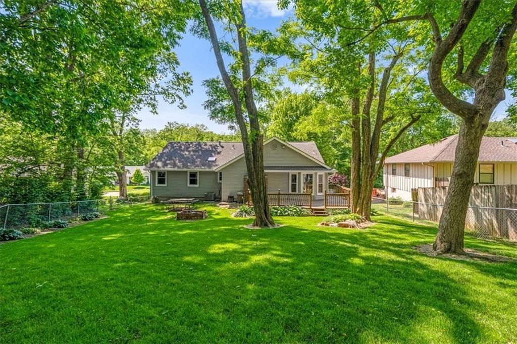 725 Laurel Avenue — photo 31