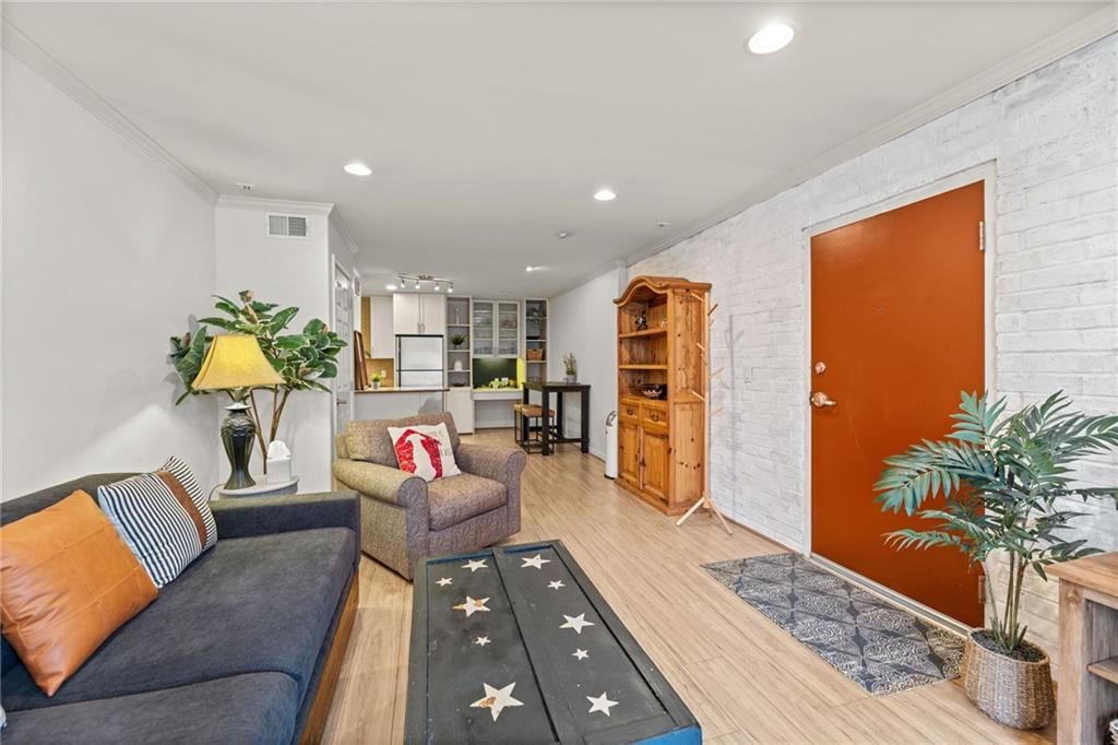 5006 Baltimore Avenue — photo 10